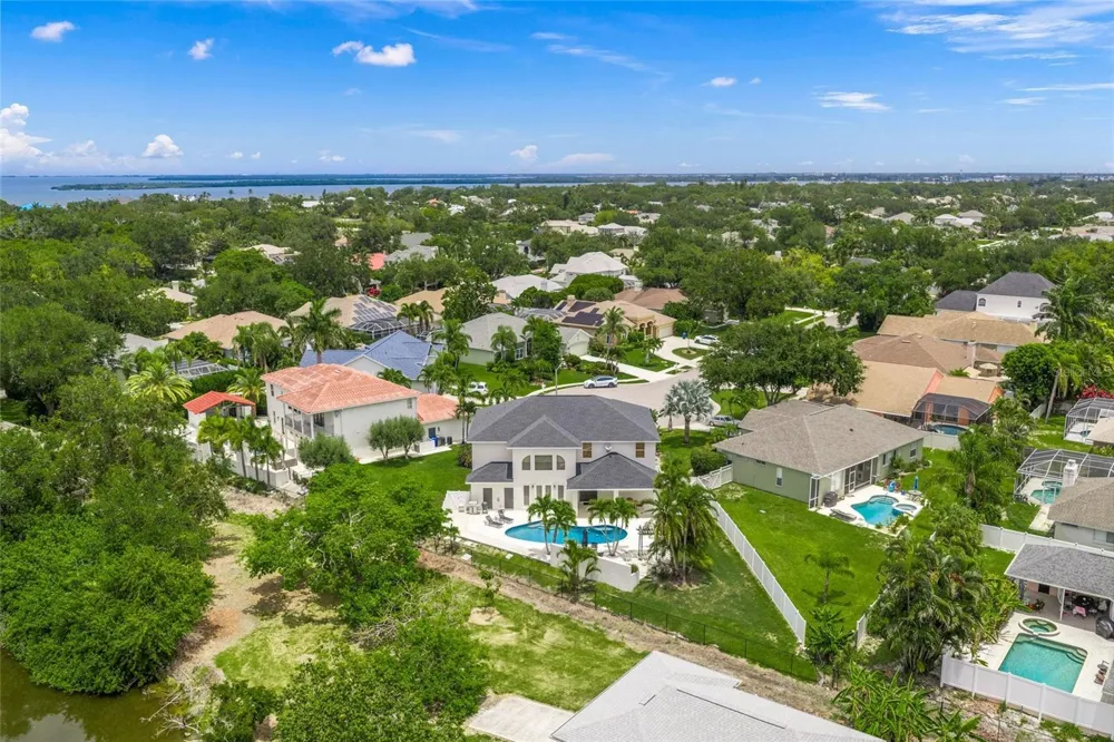 9214 18TH DRIVE NW Bradenton, FL 34209
