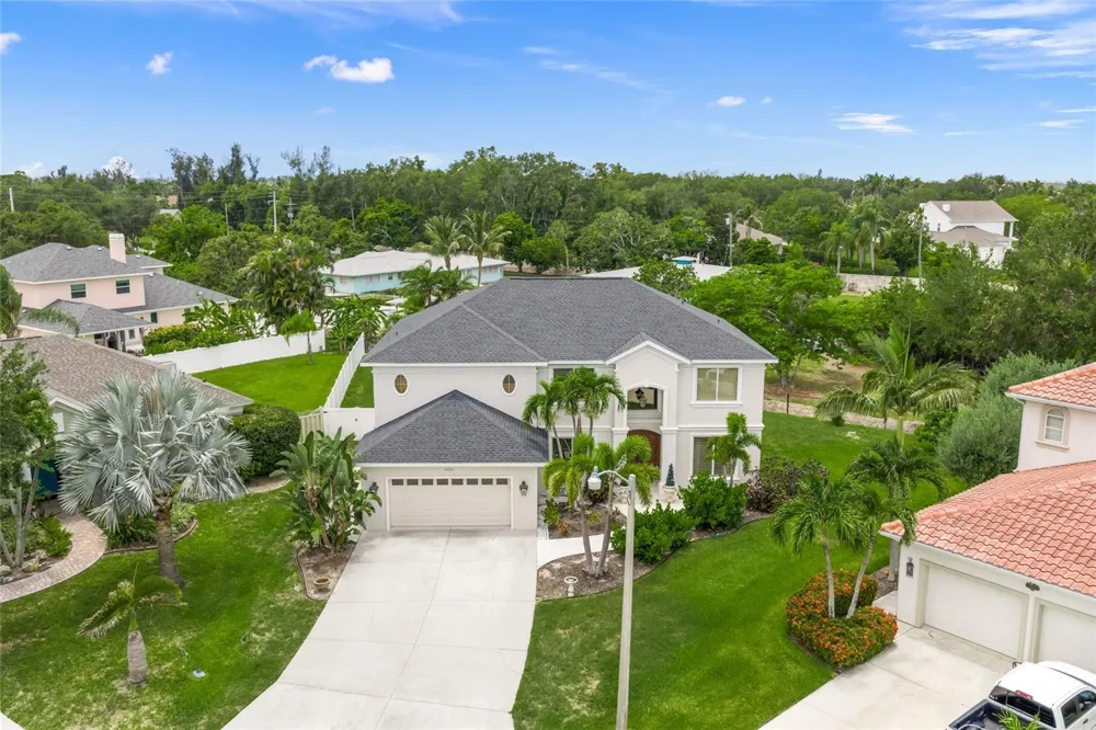 9214 18TH DRIVE NW Bradenton, FL 34209