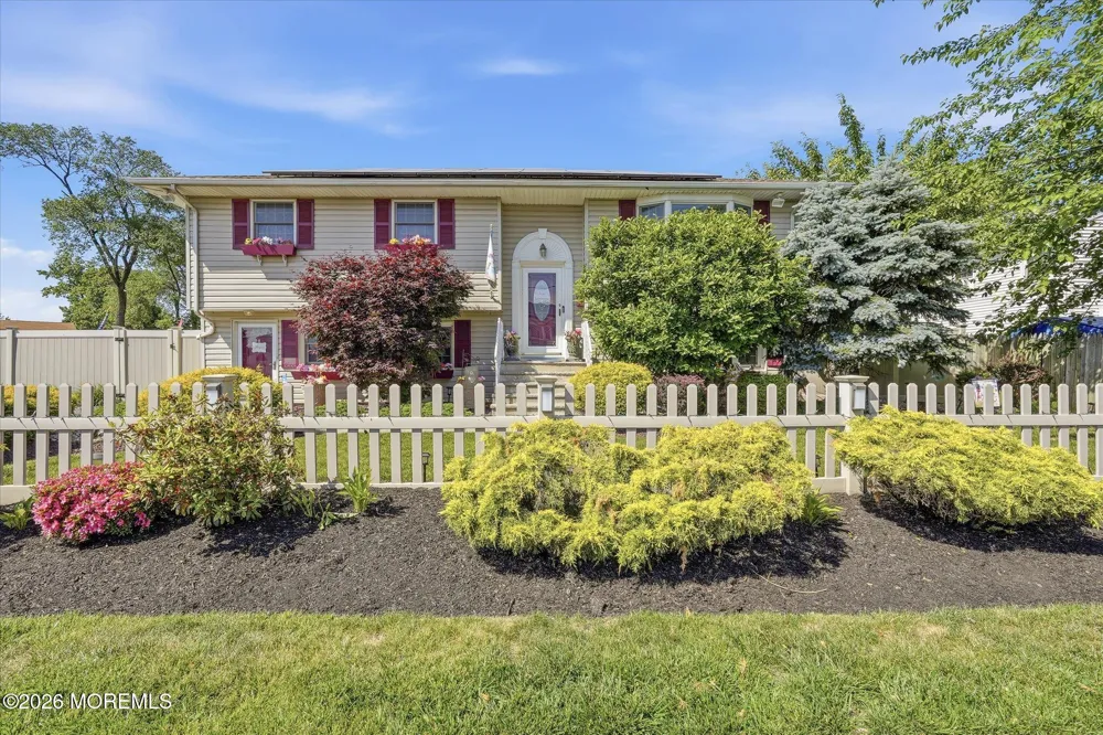 902 10th Street Union Beach, NJ 07735