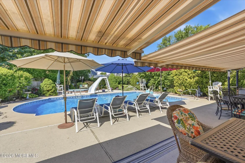 902 10th Street Union Beach, NJ 07735