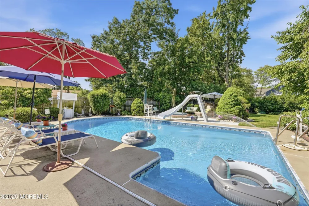 902 10th Street Union Beach, NJ 07735