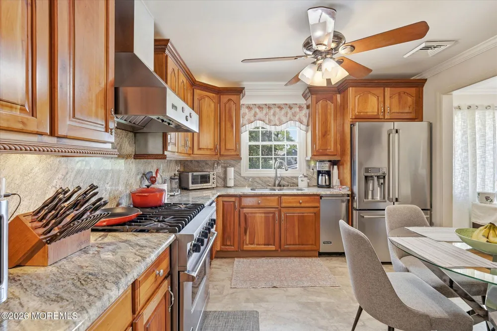 902 10th Street Union Beach, NJ 07735