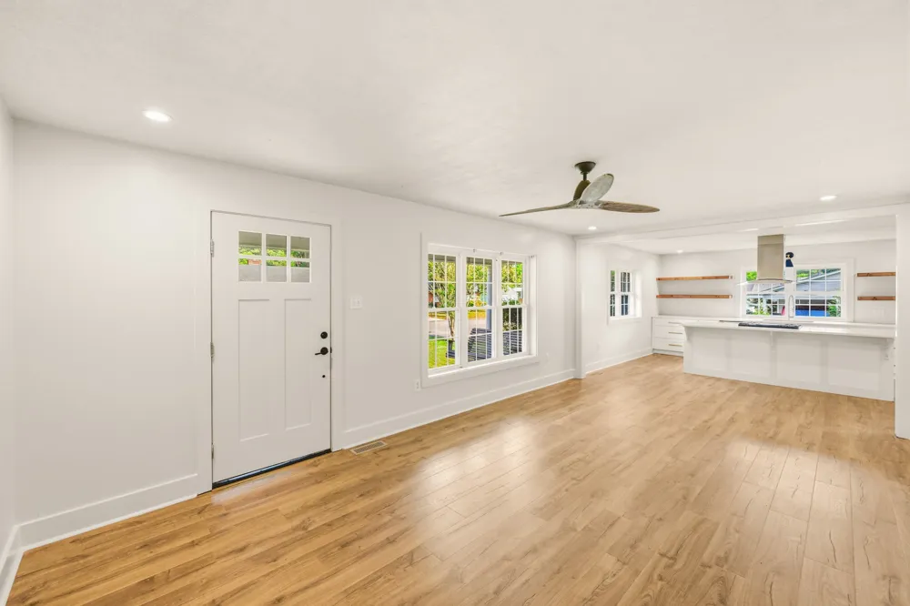 169 Dixie St Lexington, TN 38351