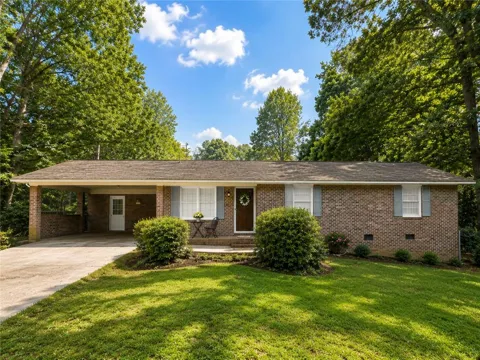 40 Flint Hill Drive
