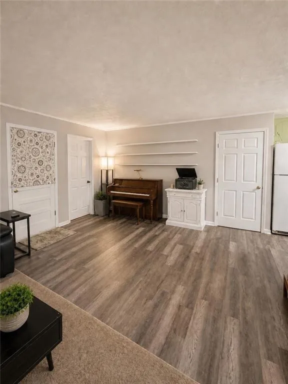 40 Flint Hill Drive Oxford, GA 30054