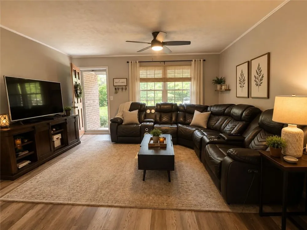 40 Flint Hill Drive Oxford, GA 30054