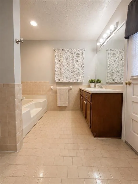 40 Flint Hill Drive Oxford, GA 30054