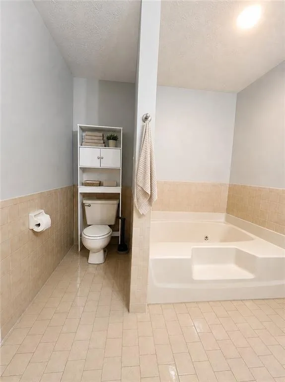 40 Flint Hill Drive Oxford, GA 30054