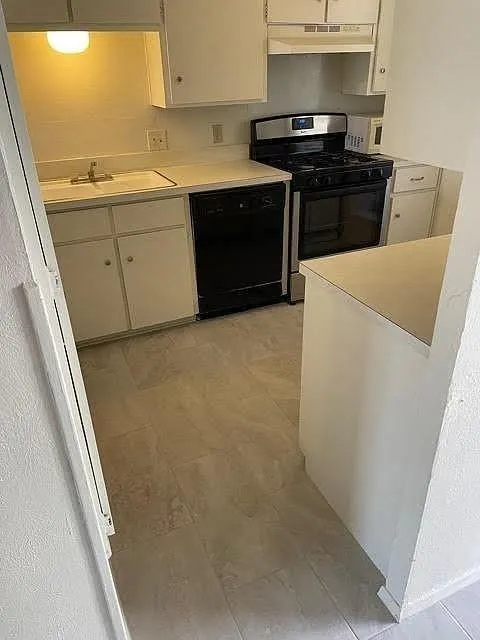 915 Elm Street #3 Denton, TX 76201