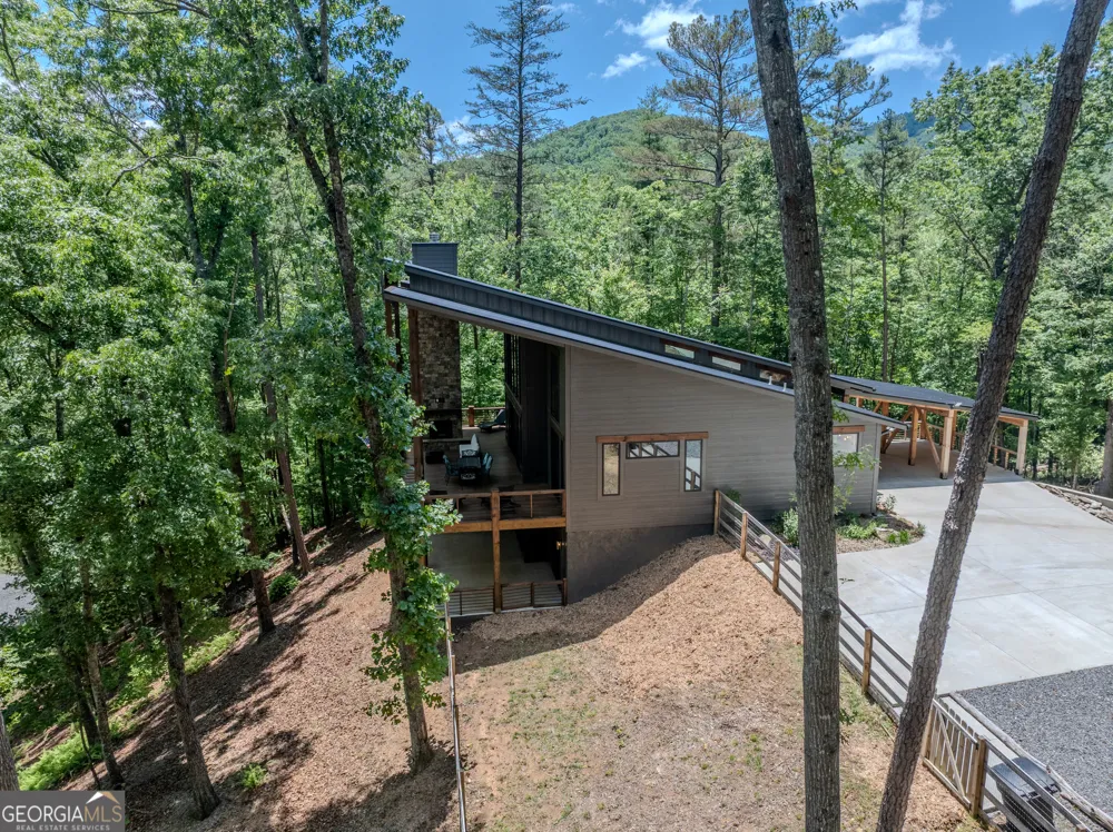 2632 Big Creek RD Cherry Log, GA 30522