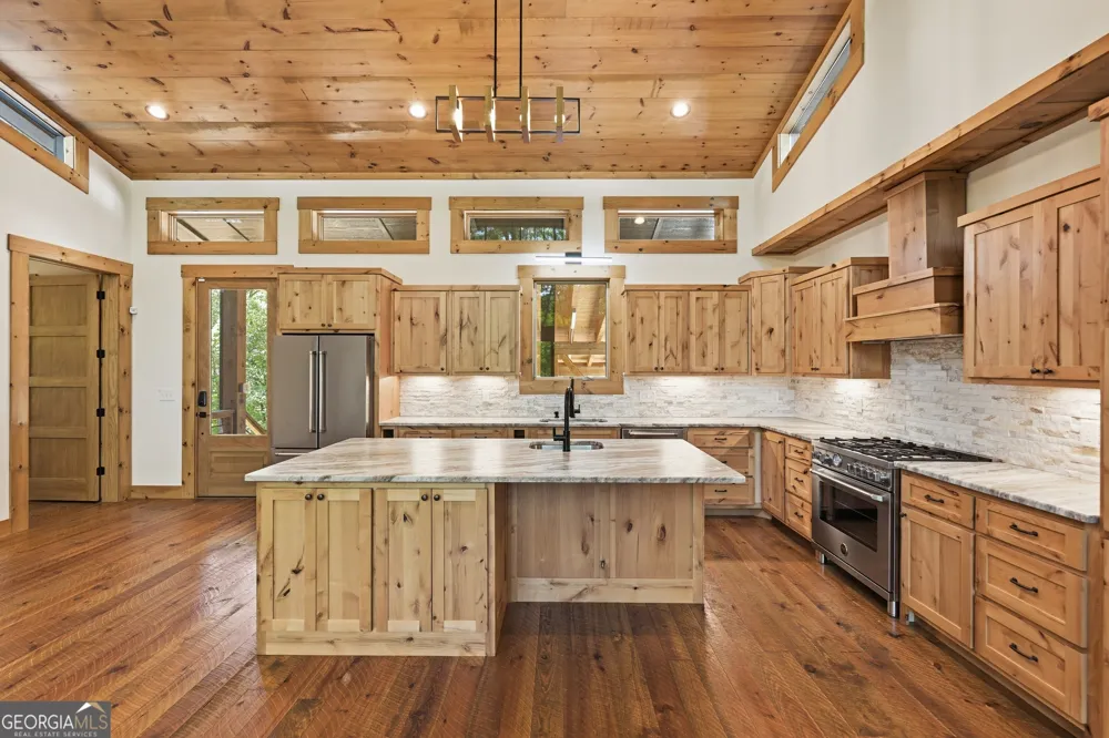 2632 Big Creek RD Cherry Log, GA 30522