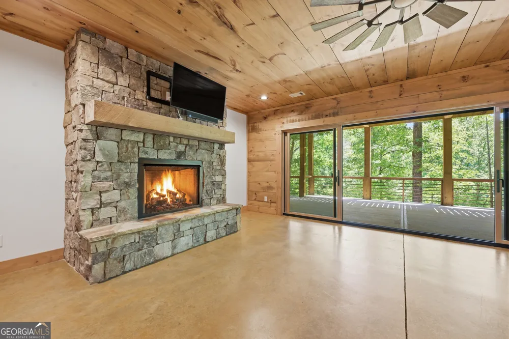 2632 Big Creek RD Cherry Log, GA 30522