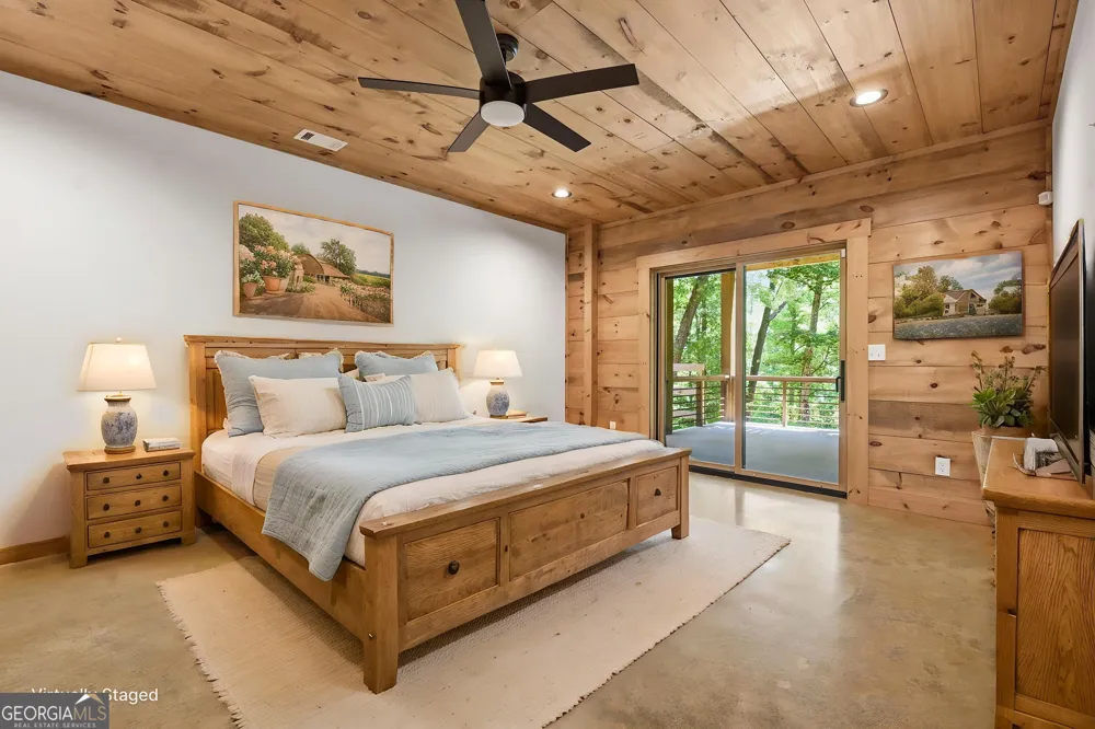 2632 Big Creek RD Cherry Log, GA 30522