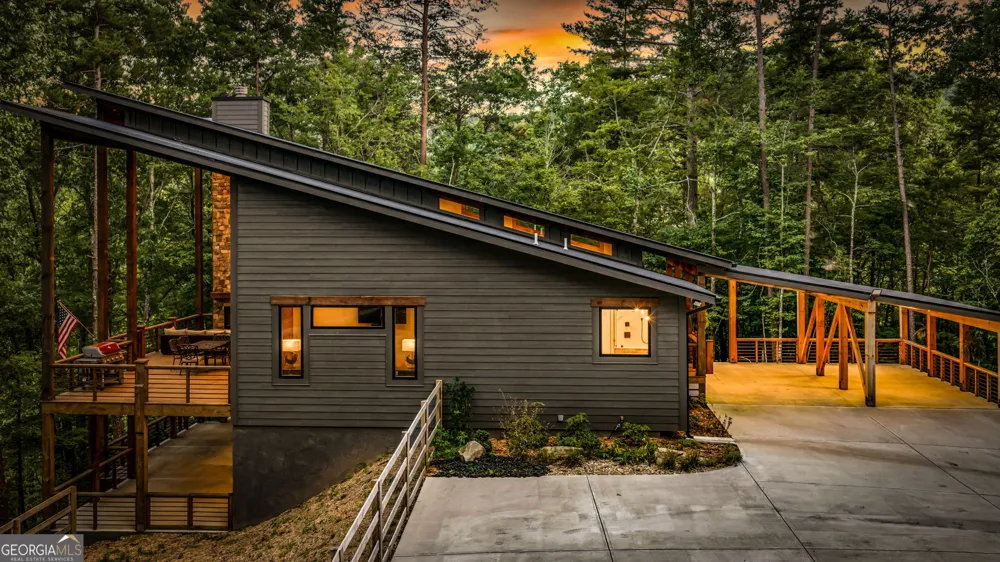 2632 Big Creek RD Cherry Log, GA 30522