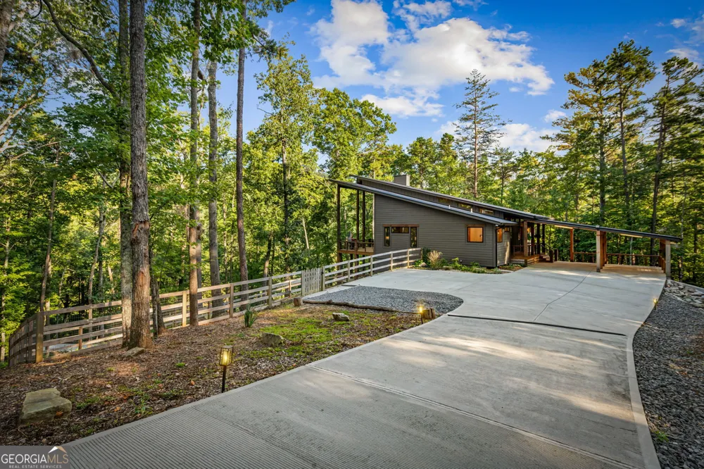 2632 Big Creek RD Cherry Log, GA 30522