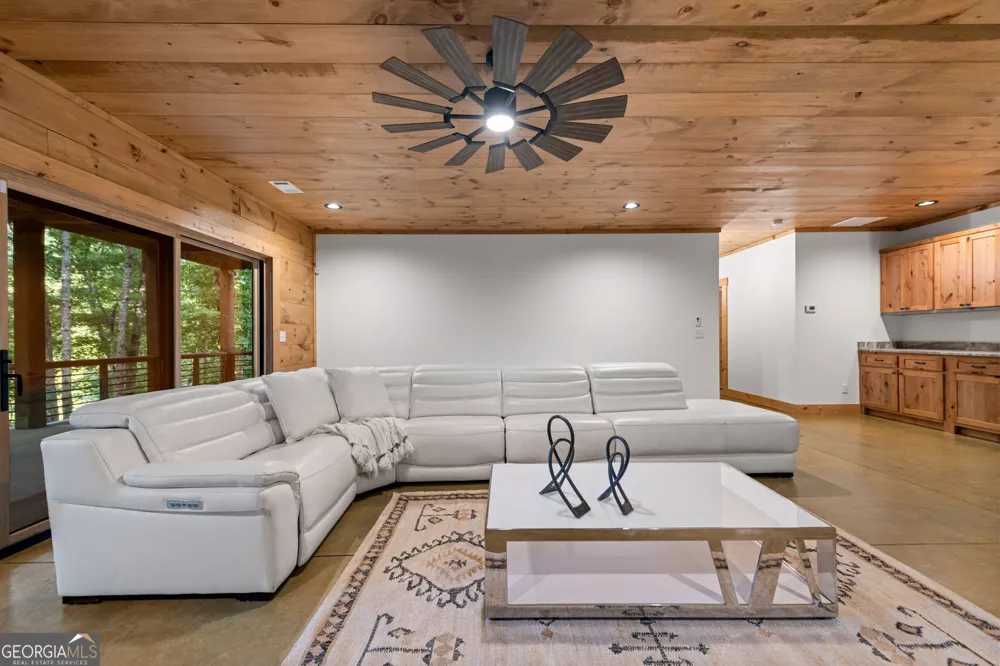 2632 Big Creek RD Cherry Log, GA 30522