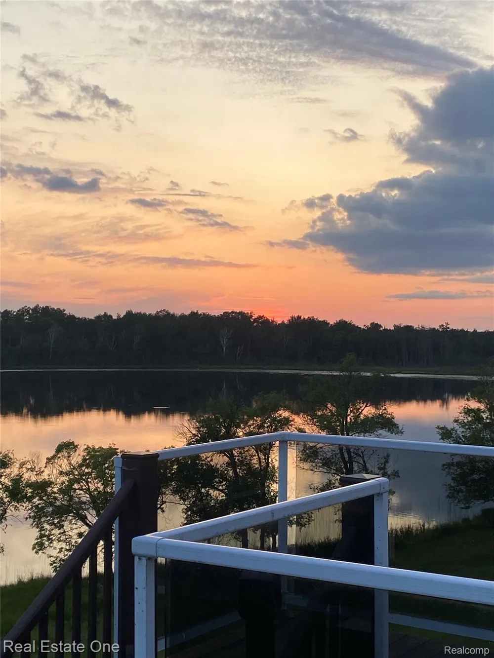 2596 E Fox Road Alcona Township, MI 48742