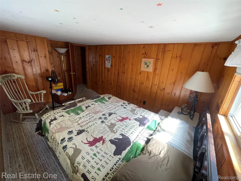 2596 E Fox Road Alcona Township, MI 48742