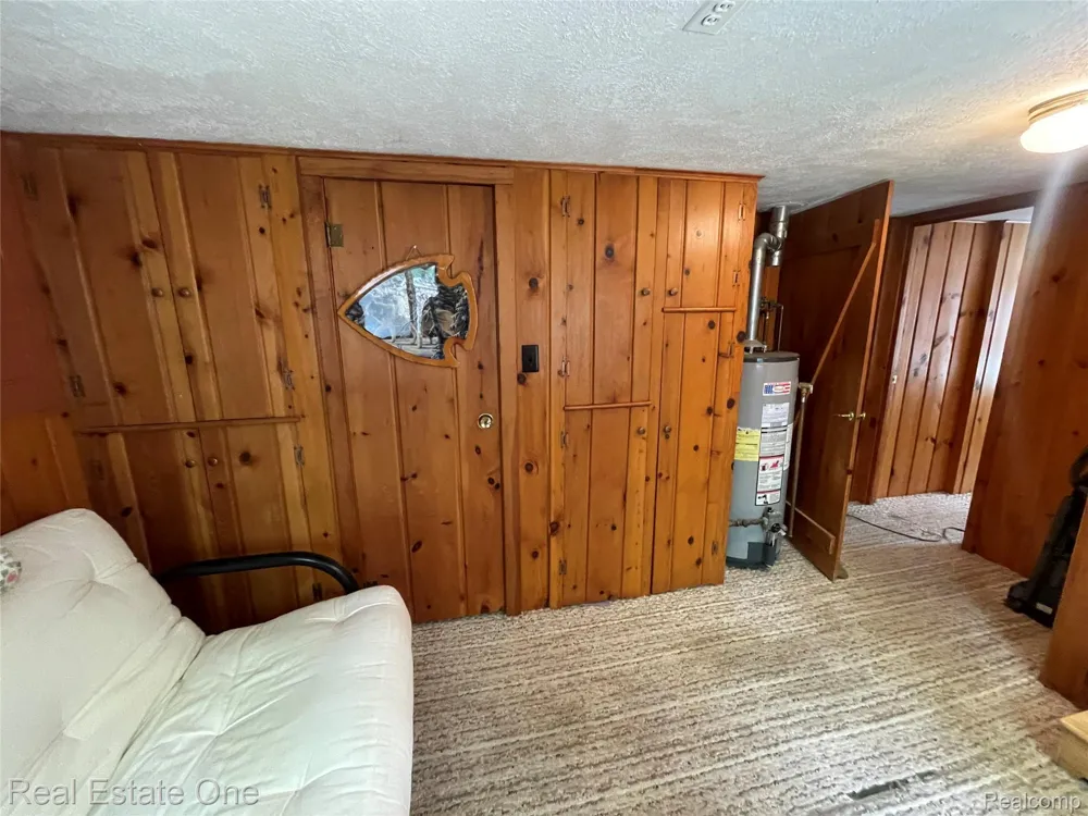 2596 E Fox Road Alcona Township, MI 48742