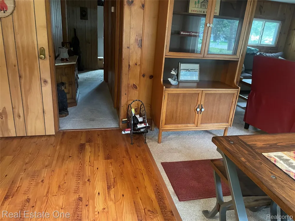 2596 E Fox Road Alcona Township, MI 48742