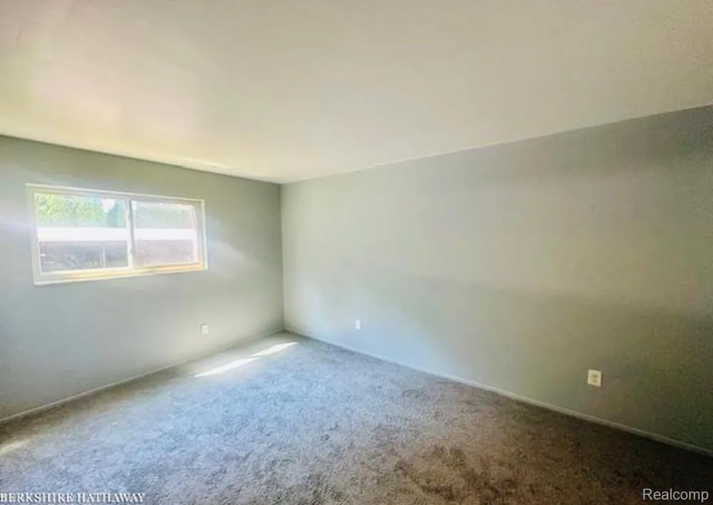 31555 Fraser Drive #19 Fraser City, MI 48026