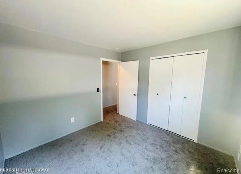 31555 Fraser Drive #19 Fraser City, MI 48026