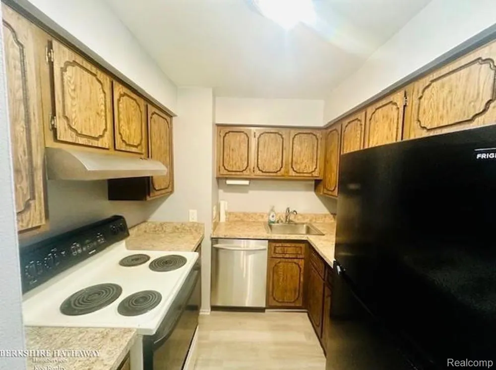 31555 Fraser Drive #19 Fraser City, MI 48026