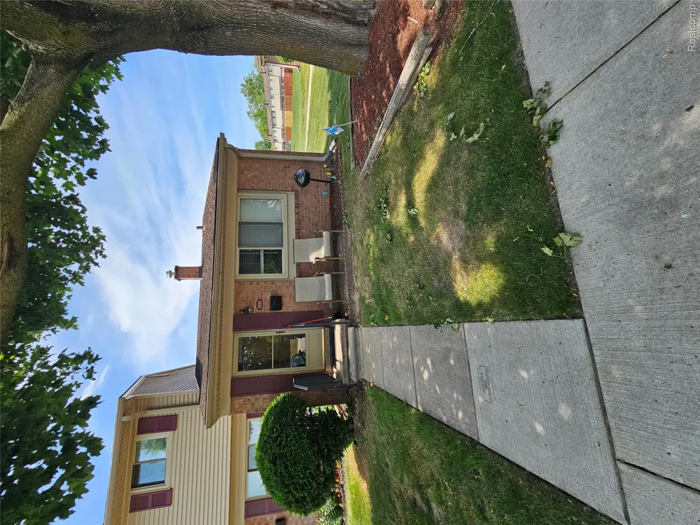 9700 Pine Street Taylor City, MI 48180