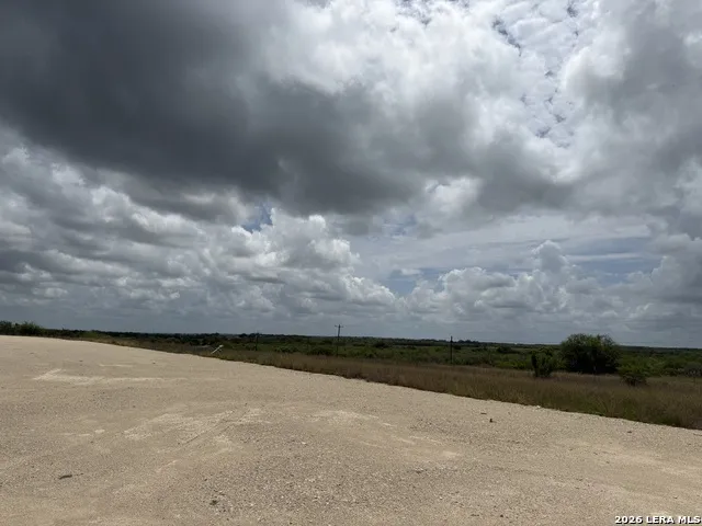 TBD FM 2102 Kenedy, TX 78119