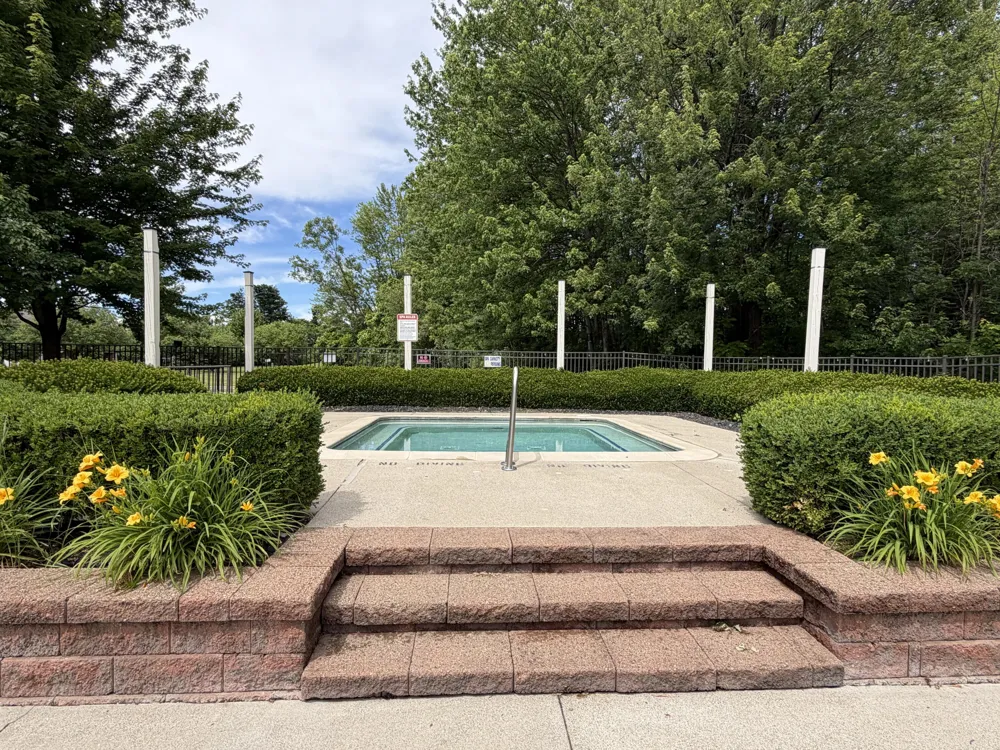 51713 Adler Park Drive W Chesterfield, MI 48051