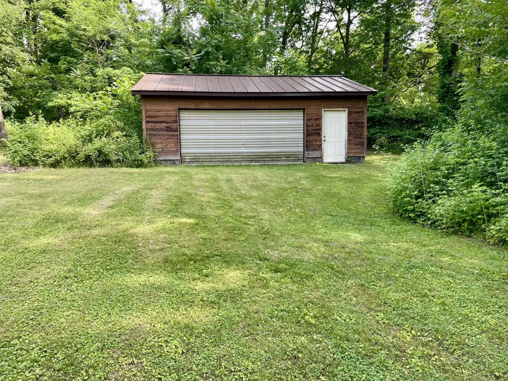 21632 Everson Drive Sturgis, MI 49091