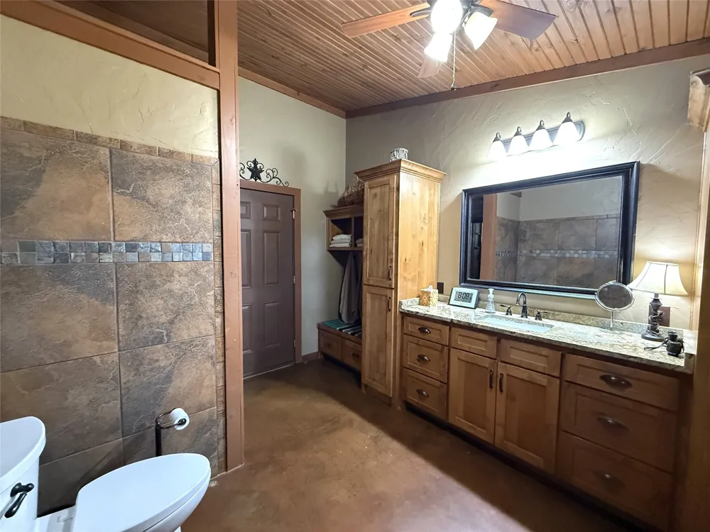 440 VZ County Road 4814 Ben Wheeler, TX 75754