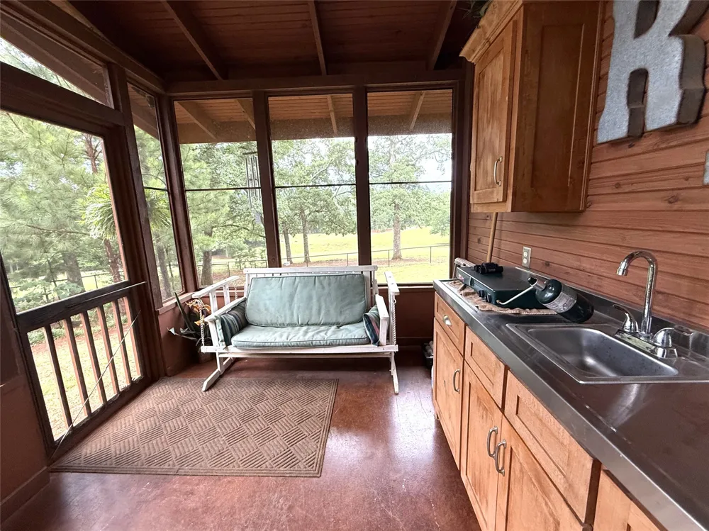 440 VZ County Road 4814 Ben Wheeler, TX 75754