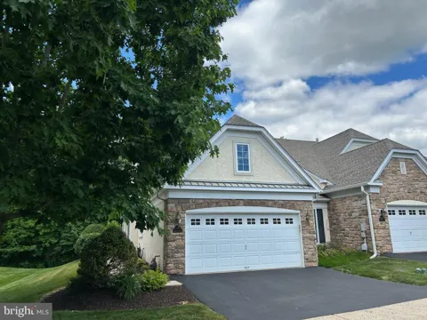 377 BRITTANY COURT
