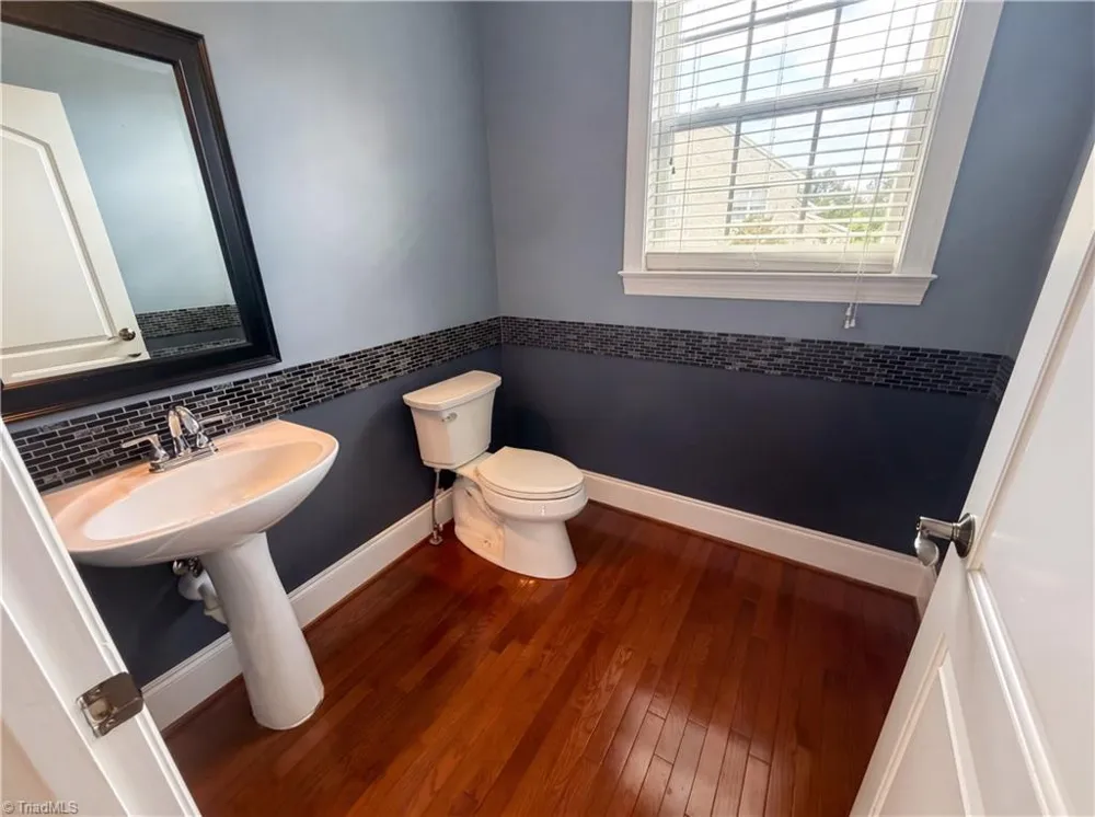 7791 Newhaven Drive Oak Ridge, NC 27310