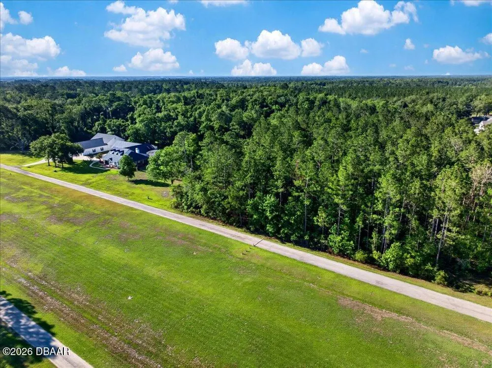 10790 S Runway Circle Glen St. Mary, FL 32040