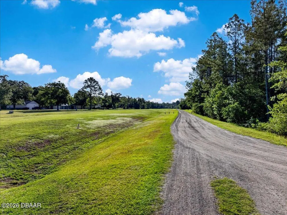 10790 S Runway Circle Glen St. Mary, FL 32040