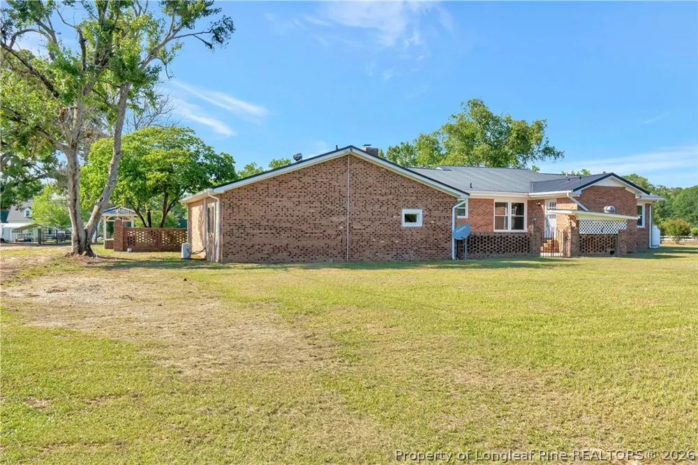 801 Pinewood Road Fairmont, NC 28340
