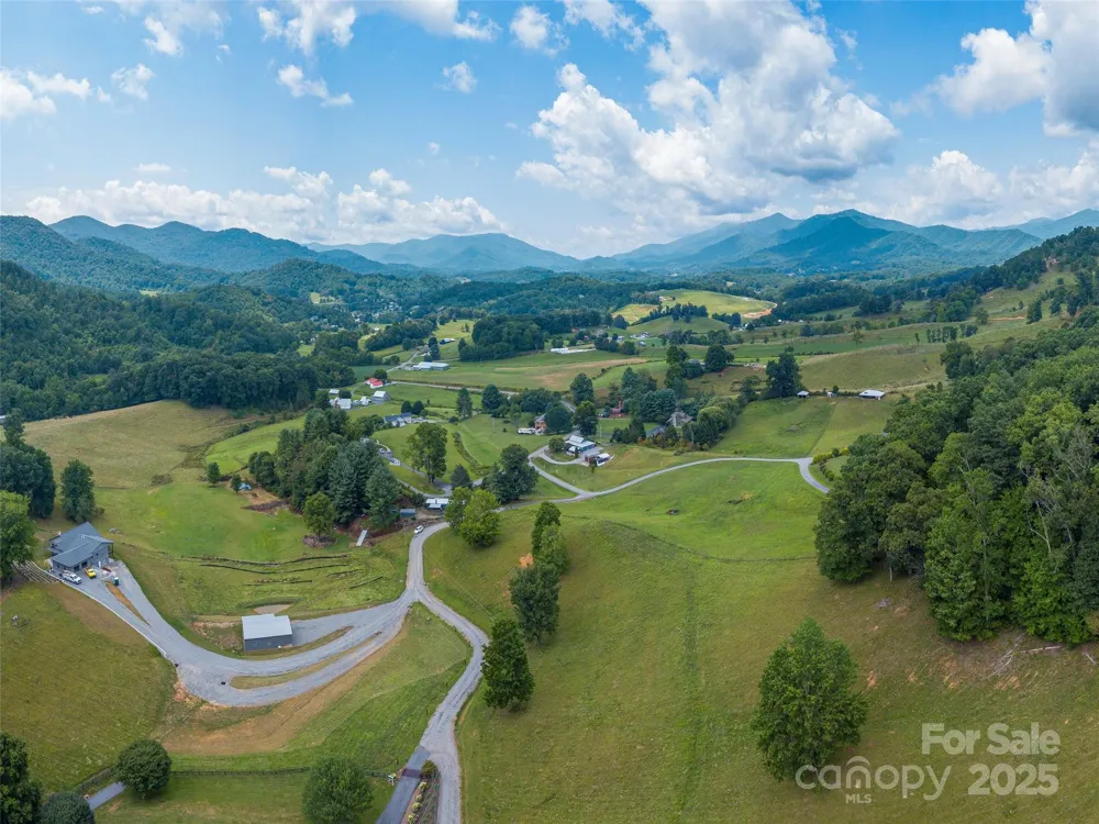 00 Bark Trail Waynesville, NC 28786