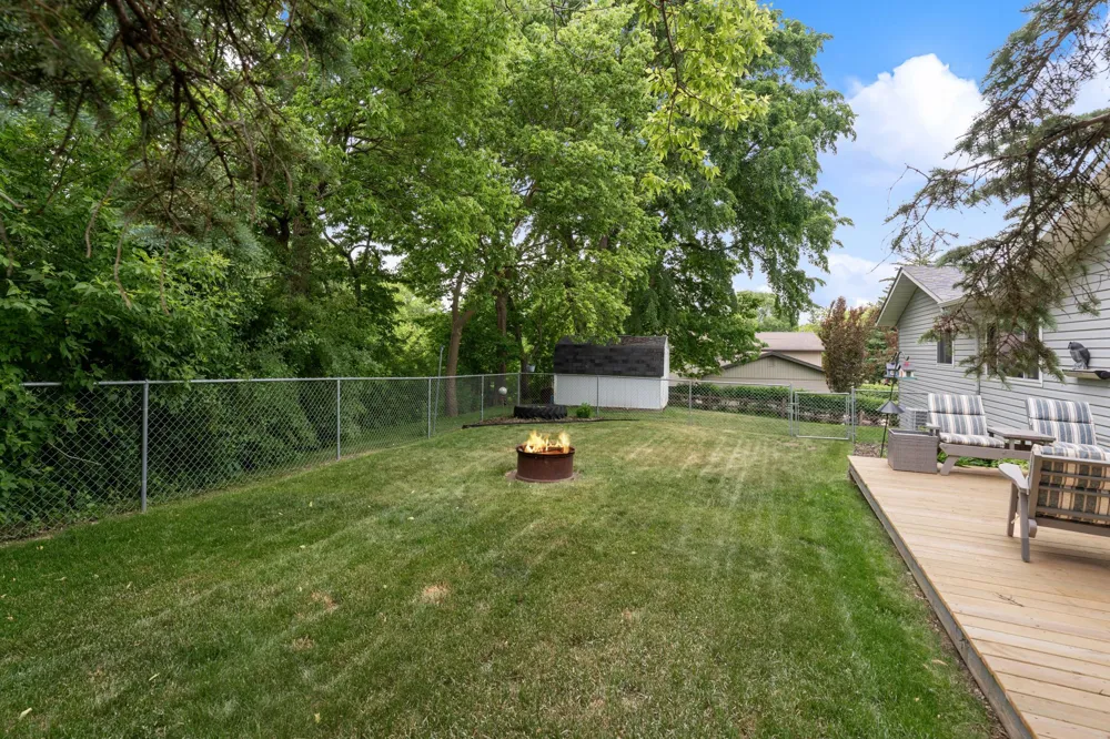 211 Sunrise Drive Medford, MN 55049