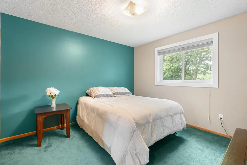 211 Sunrise Drive Medford, MN 55049