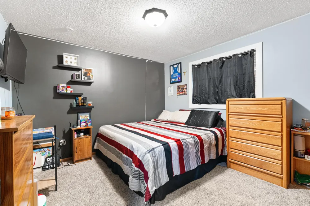 211 Sunrise Drive Medford, MN 55049