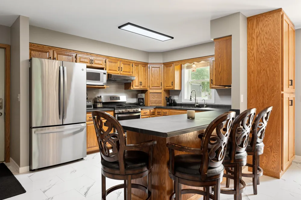 211 Sunrise Drive Medford, MN 55049