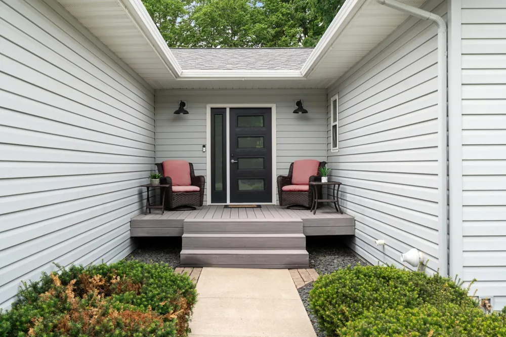 211 Sunrise Drive Medford, MN 55049