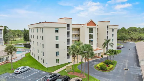1420 Huntington Lane #2405