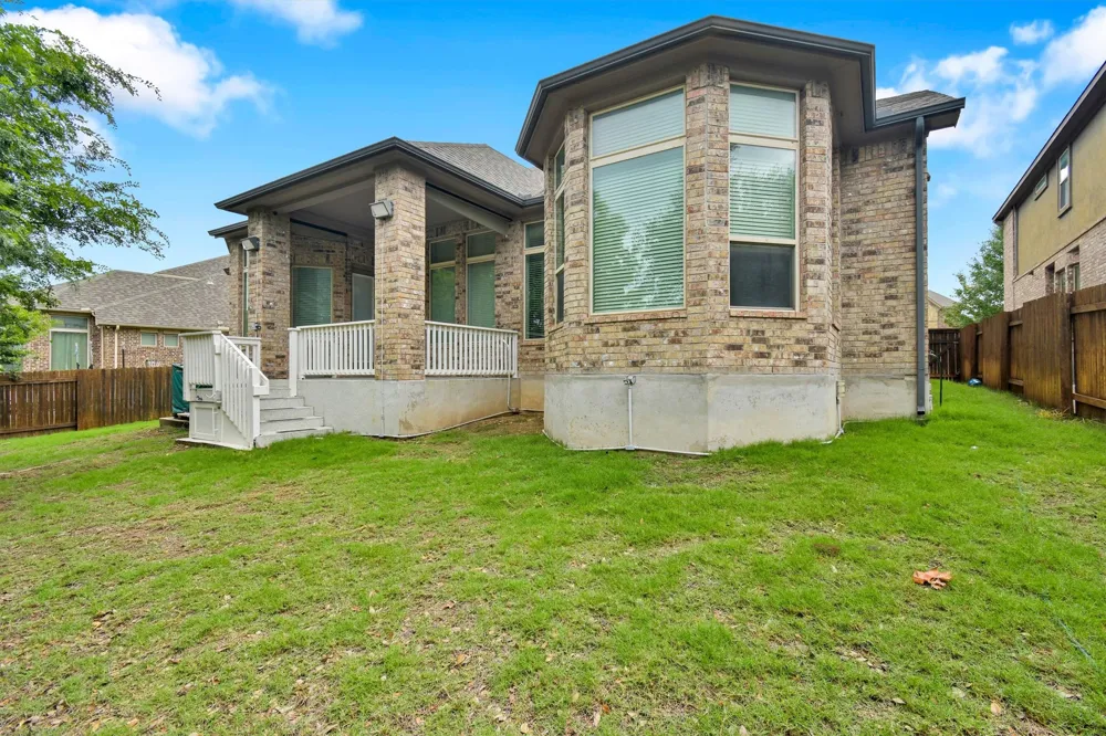 2325 Blended Tree Ranch Drive Leander, TX 78641