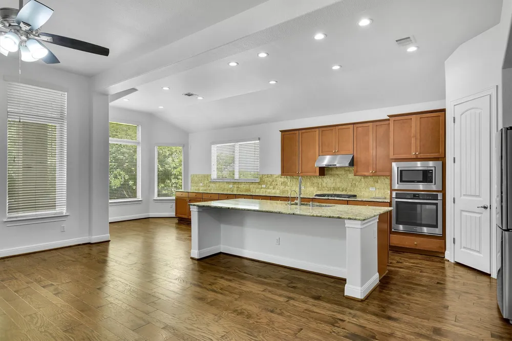 2325 Blended Tree Ranch Drive Leander, TX 78641