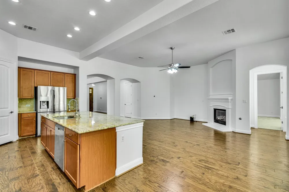 2325 Blended Tree Ranch Drive Leander, TX 78641