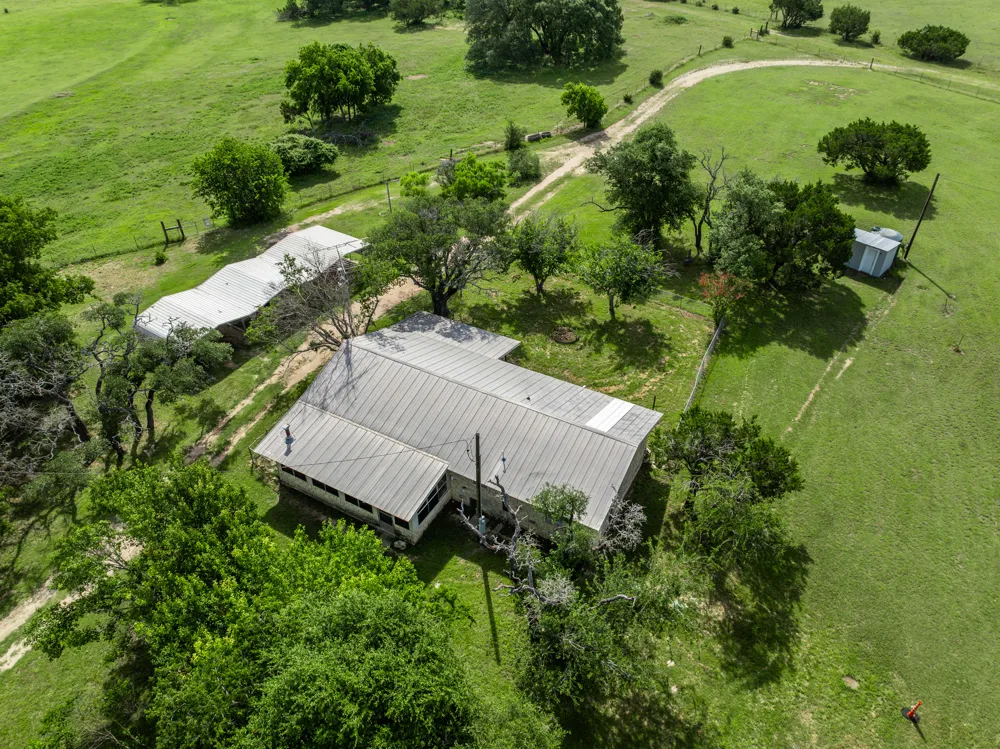 199 Apache Springs Road Briggs, TX 78608
