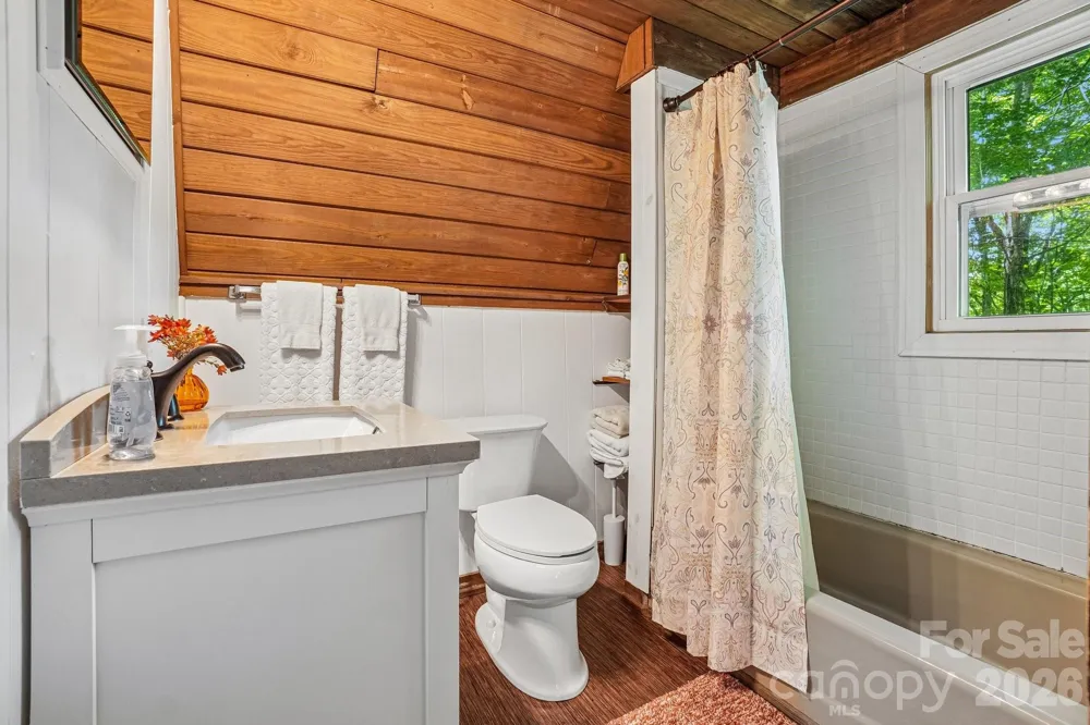 201 Hampton Gap Drive Mars Hill, NC 28754
